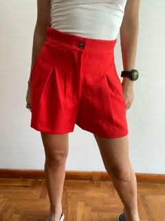 Short Jolie en internet