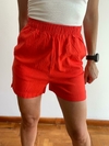 Short lino con tajo