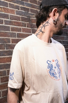 REMERA GREENHOUSE THAI TIGERS en internet