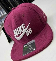 Imagen de 3 x 2 EN GORRAS!