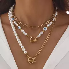 Elegante Colar Irregular Multi-Camadas com Pingente de Coração - Amora Store