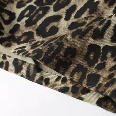 Imagem do Short Leopardo Denim Casual