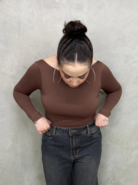 Body Jade - Cores na internet