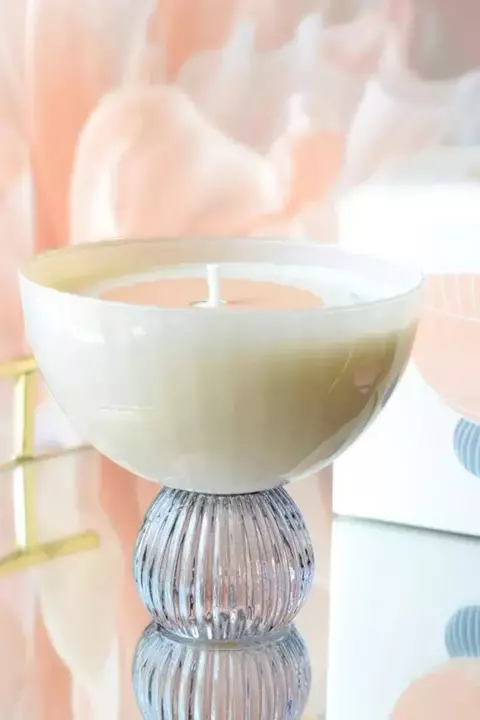 VELA PEFUMADA ENGLISH PEAR & CANGLAN. - comprar online