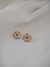 Brinco geometrico dourado