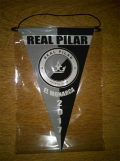 Banderín Triangular Real Pilar 15 Modelos - comprar online