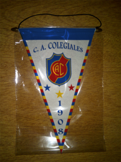 Banderín Triangular Colegiales 22 Modelos - LM MERCHANDISING