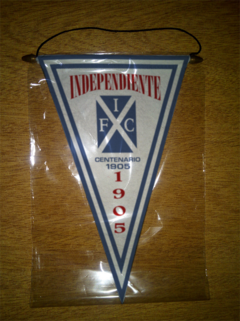 Imagen de Banderin Triangular Independiente 36 Modelos