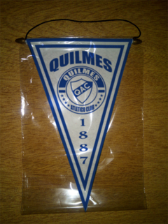 Imagen de Banderín Triangular Quilmes 30 Modelos