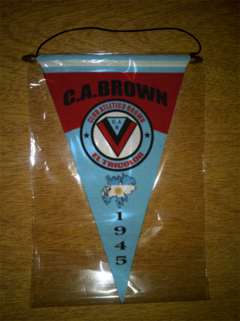 Banderín Triangular Brown De Adrogue 22 Modelos - LM MERCHANDISING