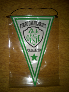 Banderín Triangular Ferro Carril Oeste 32 Modelos - LM MERCHANDISING