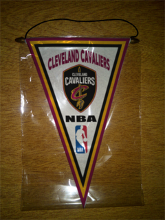 Banderin Triangular NBA Cleveland Cavaliers - comprar online