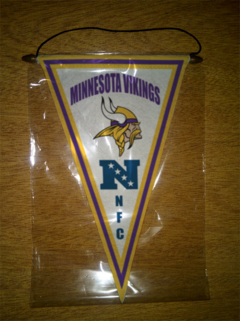Banderin Triangular NFL Minnesota Vikings - comprar online