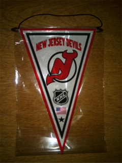Banderin Triangular NHL New Jersey Devils - comprar online