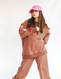 BUZO RUSTICO KITTY CHOCO - Yes