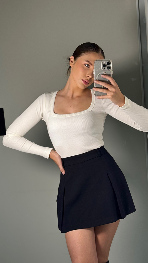 Short saia colegial