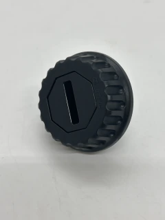 TAPA DE COMBUSTIBLE Y ACEITE P/ MS 660 // 0000-350-0509