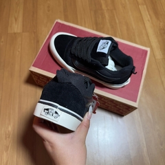 VANS KNU na internet