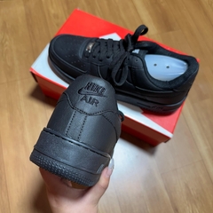 AIR FORCE 1 BLACK na internet