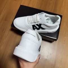 Armani Exchange White/Black na internet
