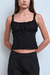 MUSCULOSA ENCAJE CON VOLADO