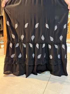 Vestido Longo Preto Bordado na internet