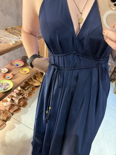 Vestido Seda Afrodite Azul Marinho na internet