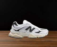 9060 - Clasic White