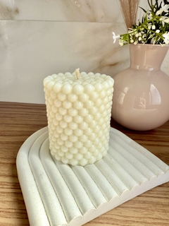 Vela de Bolinhas 190g na internet