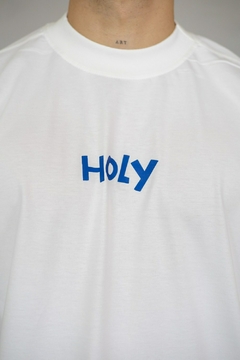 Camiseta Over - Holy holy na internet