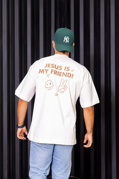 Camiseta Over - Jesus is my friend