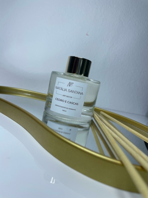Aromatizador de ambientes Cedro e Cascas 100ml - comprar online