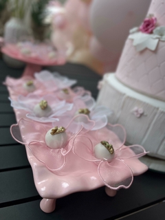 Forminha em Pétalas bordada Rosa - Pacote com 10 unidades na internet