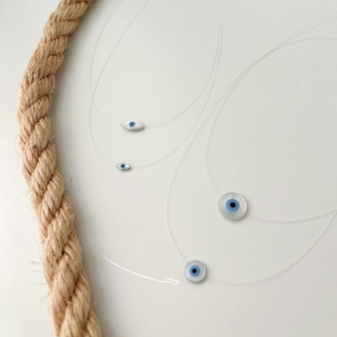 Colar fio de nylon com olho grego em madrepérola - comprar online