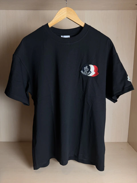 Camiseta Moncler Patch Logo Preta
