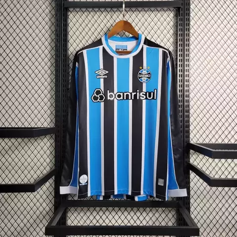Camisa de futebol masculina do Grêmio, manga longa, com listras azuis e pretas, da Umbro, coleção 2024.