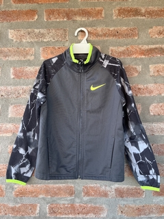 Campera deportiva - 6/7 años