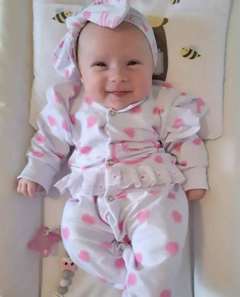 Macacão + Tiara + luvas