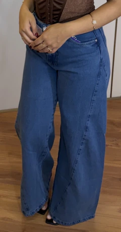 CALÇA JEANS WIDE LEG CURVAS