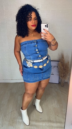 Conjunto jeans com aplicações em Strass