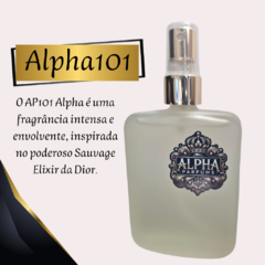 Frasco do perfume AP101 Alpha, com design elegante e rótulo detalhado, inspirado no Sauvage Elixir da Dior.