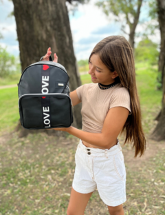 Mochila Love en internet