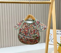Baberitos impermeables con orejitas en bolsa