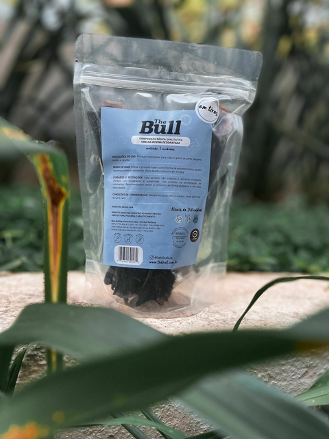 ORELHA BOVINA EM TIRAS.THE BULL