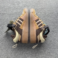 Bad Bunny x Adidas Forum Buckle Low Café na internet