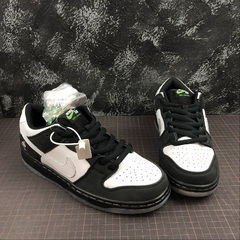 Nike SB Dunk Staple Panda Pigeon - Stock Sneakers