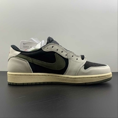 Imagem do Travis Scott x Air Jordan 1 Low Olive