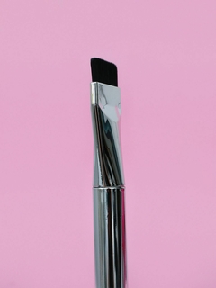 Brocha Bloom Brush Ultrafina Bloomshell - comprar en línea