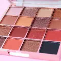 Paleta de Sombras Bloom Modern Bloomshell