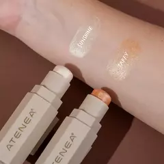 ILUMINADOR CREMOSO EN BARRA COLLECTION ATENEA - comprar en línea